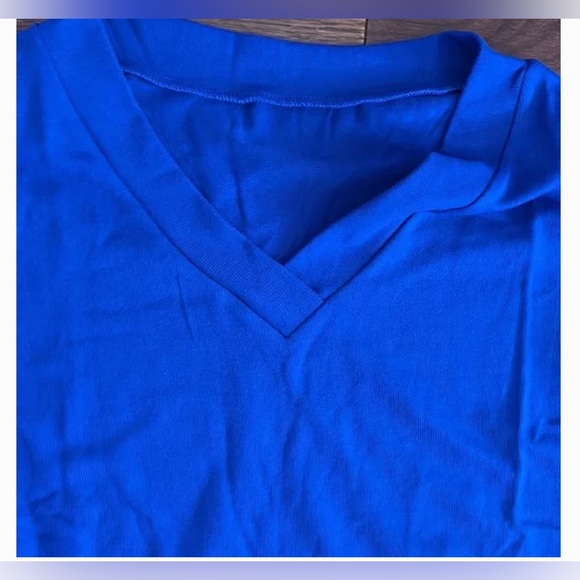 New V Neck Button Sleeve Ribbed Top Sz M - Picture 3 of 6